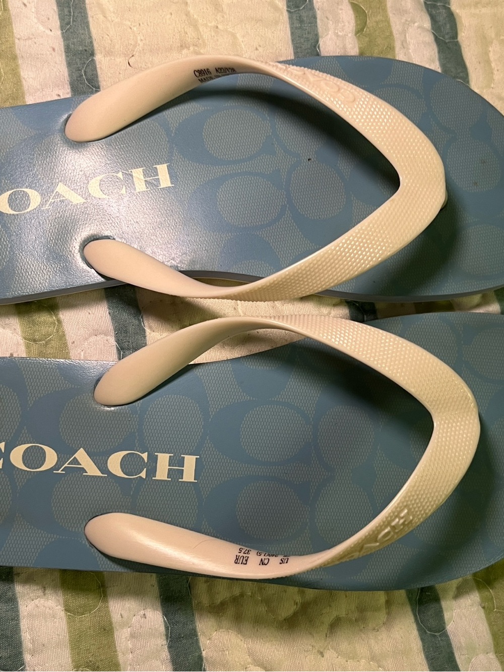 Coach Light Blue Zac Signature Logo Flip Flops with Cream Straps - Picture 4 of 6